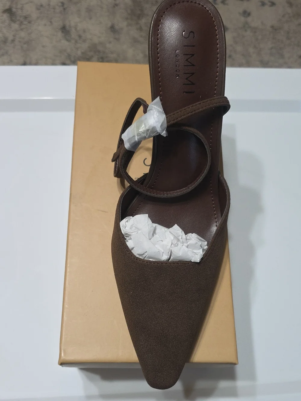 Pointed-Toe Brown Ankle-Strap Stiletto Heel